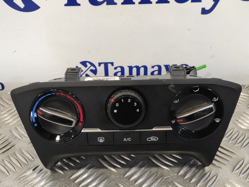 Recambio de mando calefaccion / aire acondicionado para hyundai i20 active 1.0 tgdi cat referencia OEM IAM 97250C8410  EC500ALER