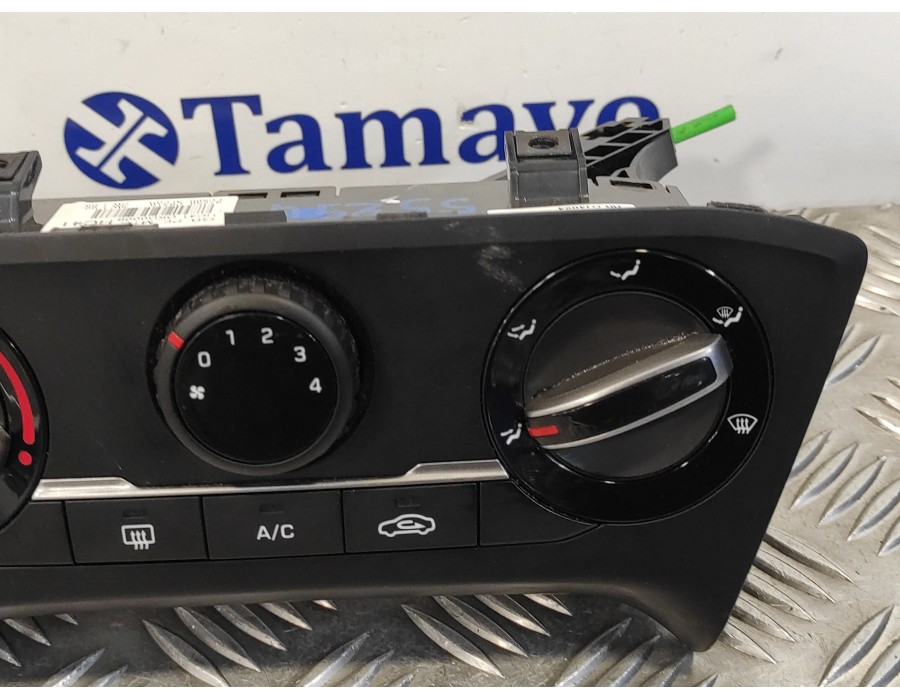 Recambio de mando calefaccion / aire acondicionado para hyundai i20 active 1.0 tgdi cat referencia OEM IAM 97250C8410  EC500ALER