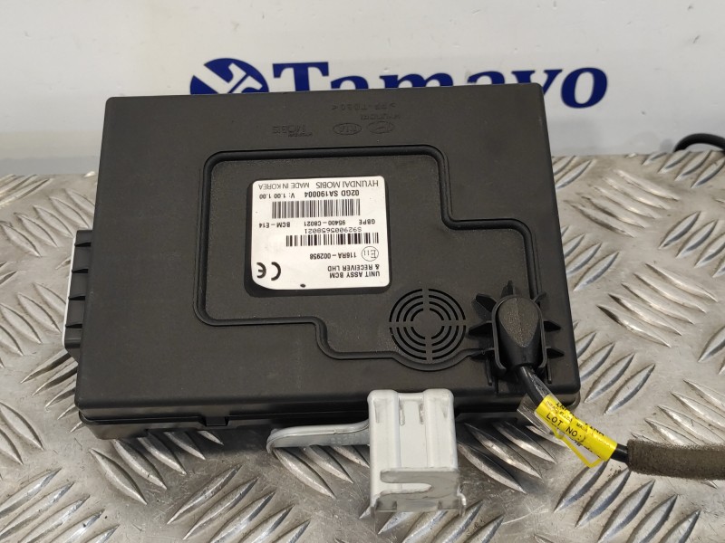 Recambio de modulo electronico para hyundai i20 active 1.0 tgdi cat referencia OEM IAM 95400C8021 116RA002958 BCME14