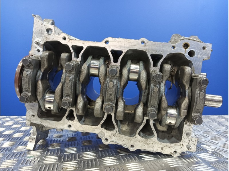 Recambio de bloque para toyota prius (zvw50) referencia OEM IAM   