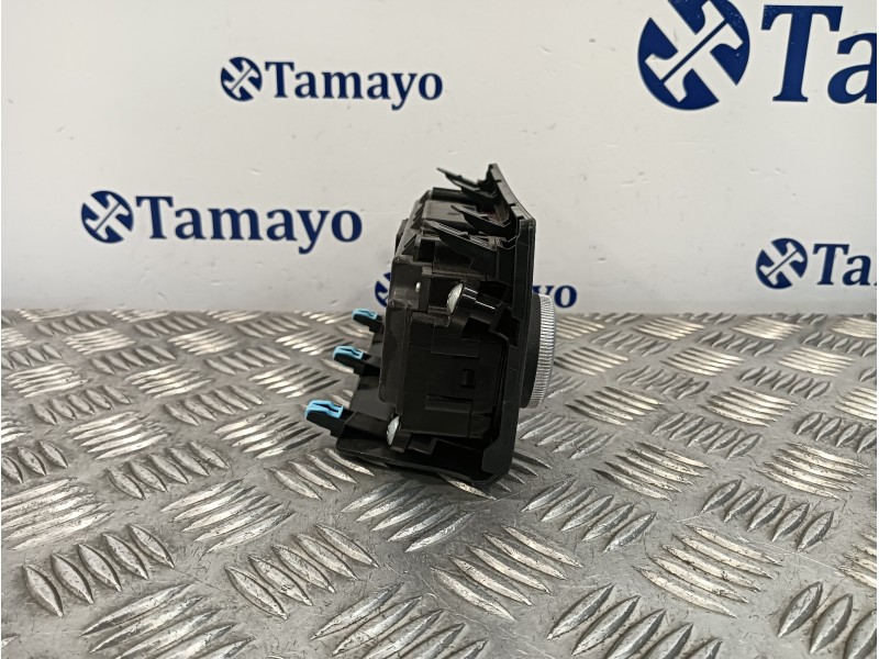 Recambio de mando climatizador para subaru xv (g5) sport plus referencia OEM IAM 72311FL430  
