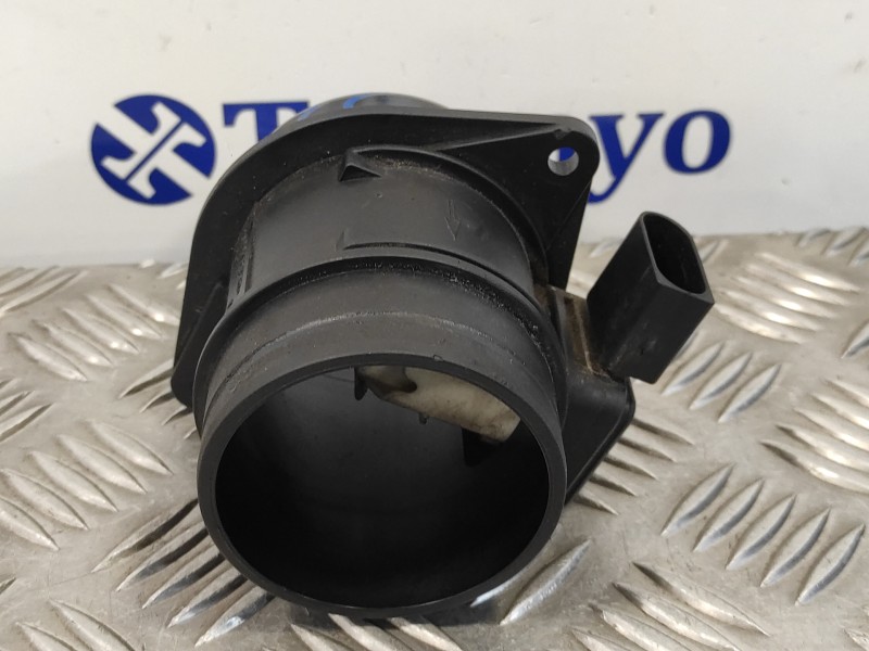 Recambio de caudalimetro para mercedes-benz clase b (w245) 2.0 cdi cat referencia OEM IAM A0000942948 1525A001 5WK97003