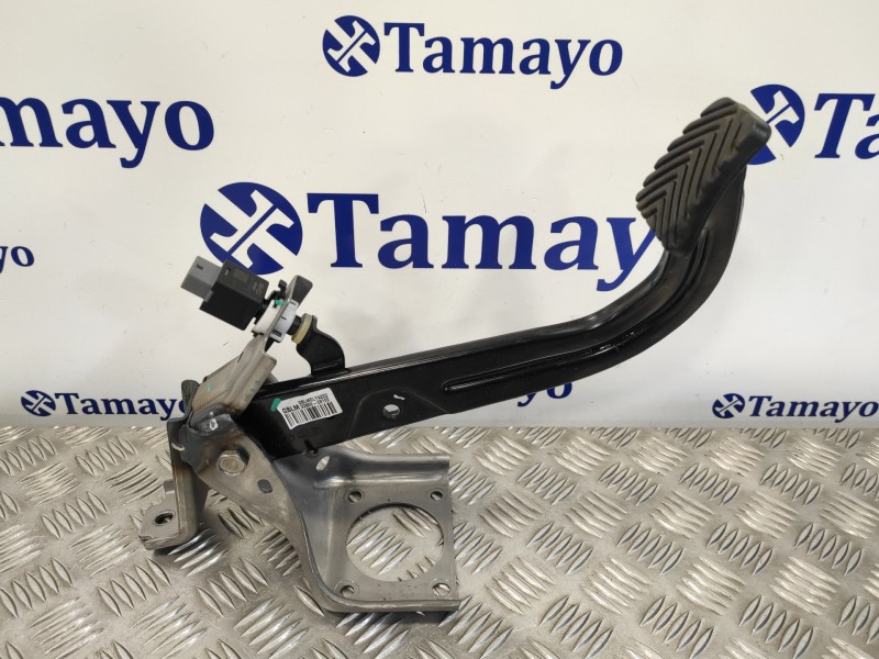 Recambio de pedal freno para hyundai i20 active 1.0 tgdi cat referencia OEM IAM 32800C8100  938133S800