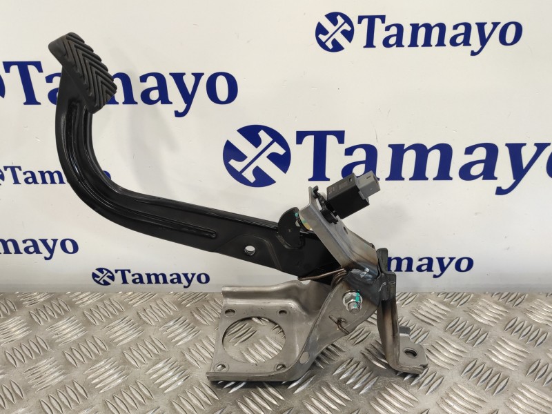 Recambio de pedal freno para hyundai i20 active 1.0 tgdi cat referencia OEM IAM 32800C8100  938133S800