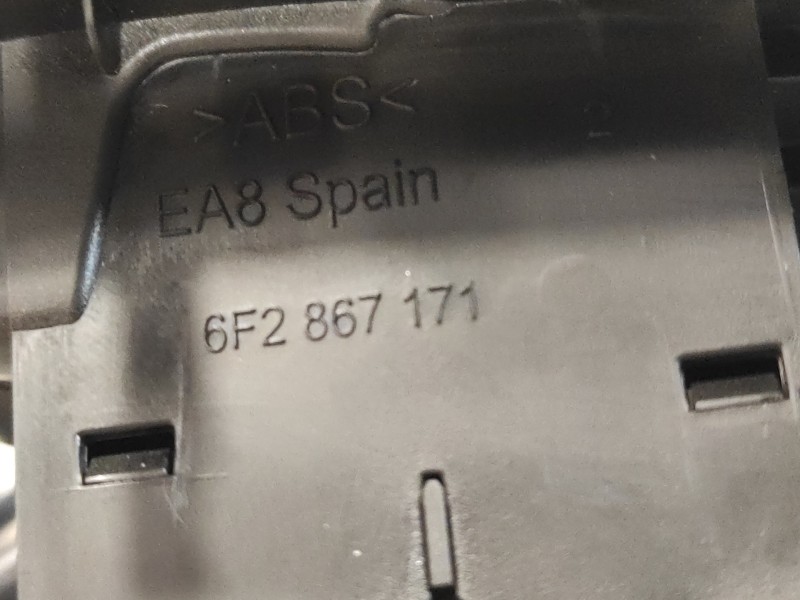 Recambio de mando elevalunas trasero izquierdo para cupra formentor km (fm6) referencia OEM IAM 6F2867171  