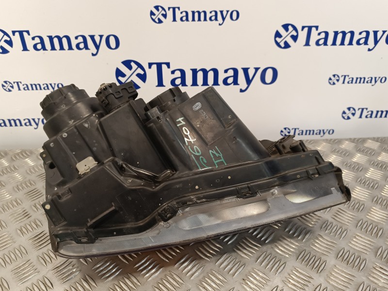 Recambio de faro izquierdo para kia sorento 2.5 crdi referencia OEM IAM   