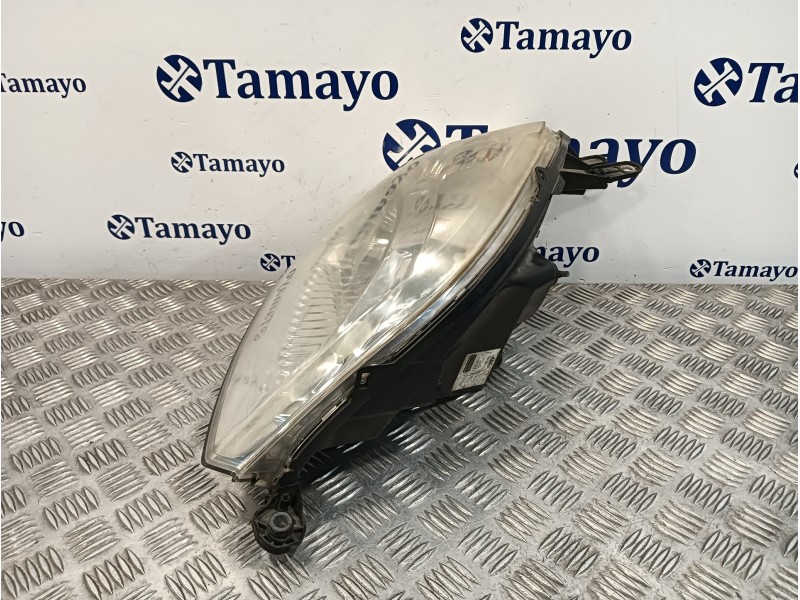 Recambio de faro derecho para fiat fiorino 1.3 16v jtd cat referencia OEM IAM   
