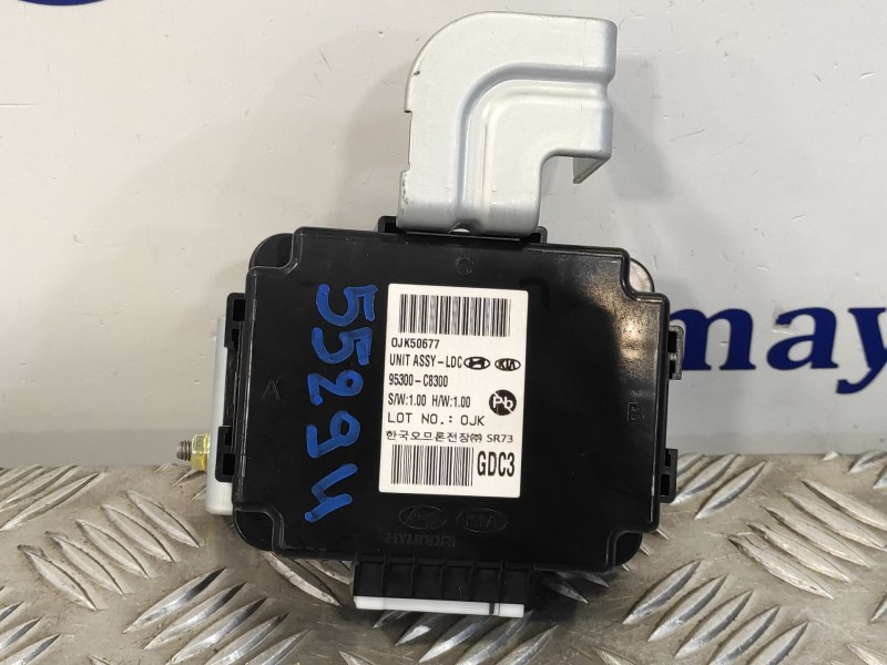 Recambio de modulo electronico para hyundai i20 active 1.0 tgdi cat referencia OEM IAM 95300C8300  