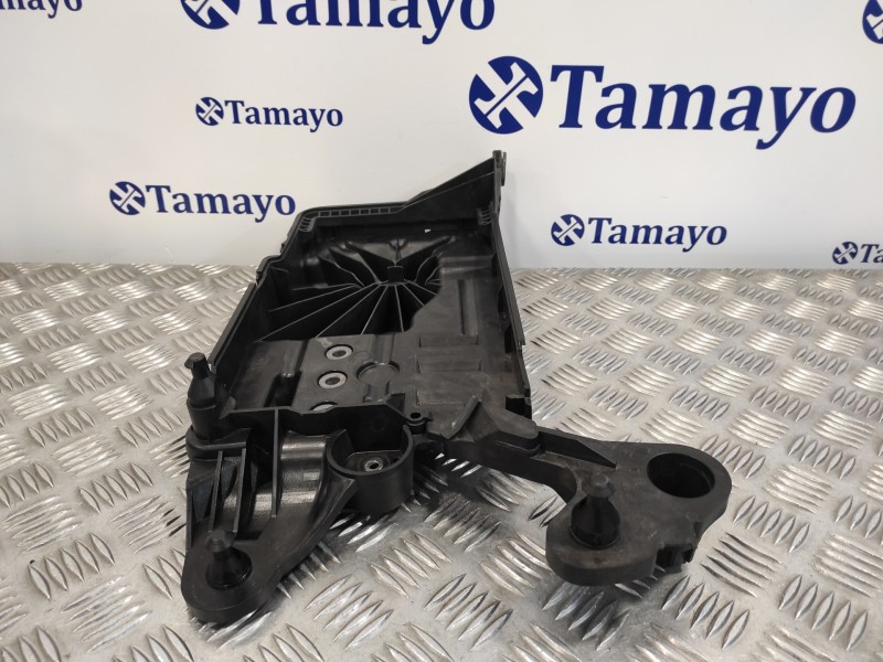 Recambio de soporte bateria para cupra formentor km (fm6) referencia OEM IAM 5WA915331  
