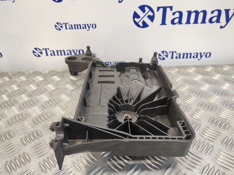 Recambio de soporte bateria para cupra formentor km (fm6) referencia OEM IAM 5WA915331  
