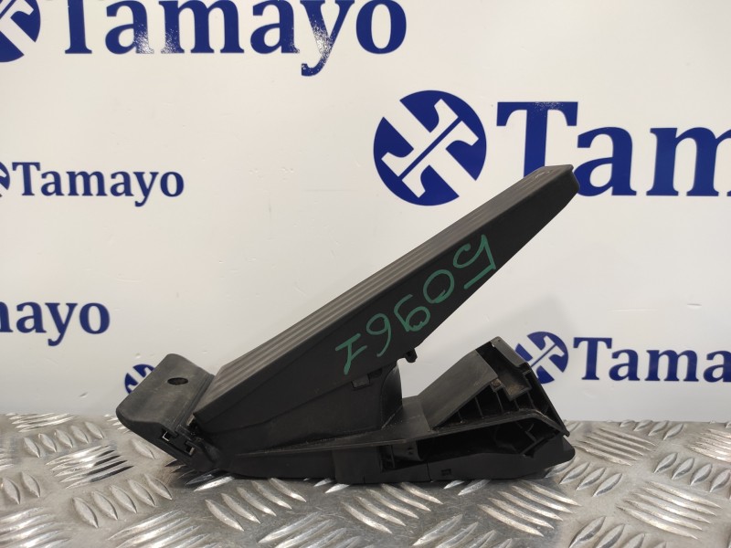 Recambio de potenciometro acelerador para bmw serie 5 lim. (f10) referencia OEM IAM 35426858574  25916010