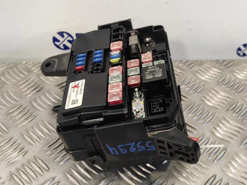 Recambio de caja reles / fusibles para hyundai i20 active 1.0 tgdi cat referencia OEM IAM 91950C8470 BKH5858331 81270C8480