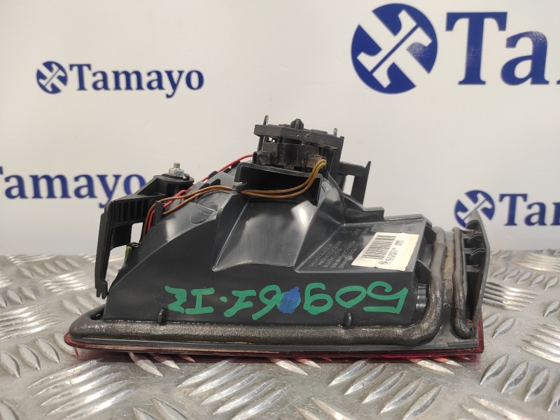 Recambio de piloto trasero izquierdo interior para bmw serie 5 lim. (f10) referencia OEM IAM 63217203225  2TZ01023501