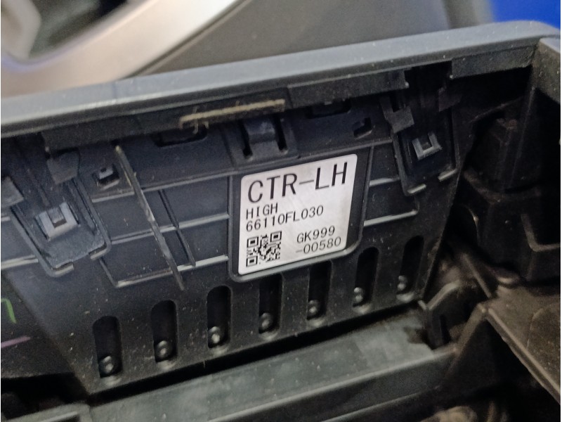 Recambio de salpicadero para subaru xv (g5) sport plus referencia OEM IAM S16600620 66100FL020 66100FL010