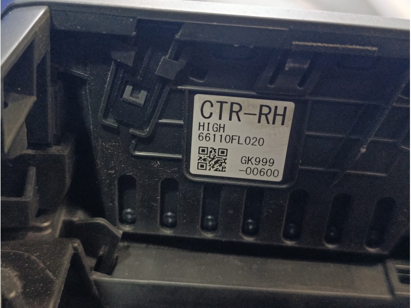 Recambio de salpicadero para subaru xv (g5) sport plus referencia OEM IAM S16600620 66100FL020 66100FL010