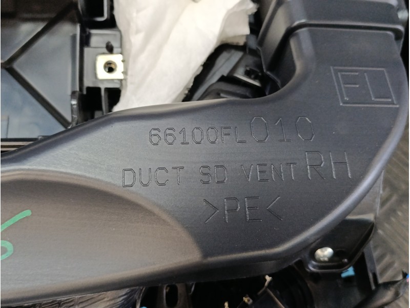Recambio de salpicadero para subaru xv (g5) sport plus referencia OEM IAM S16600620 66100FL020 66100FL010