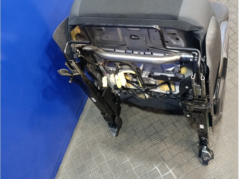 Recambio de juego asientos completo para subaru xv (g5) sport plus referencia OEM IAM   
