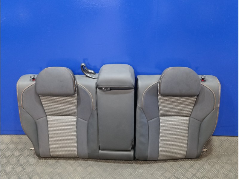 Recambio de juego asientos completo para subaru xv (g5) sport plus referencia OEM IAM   