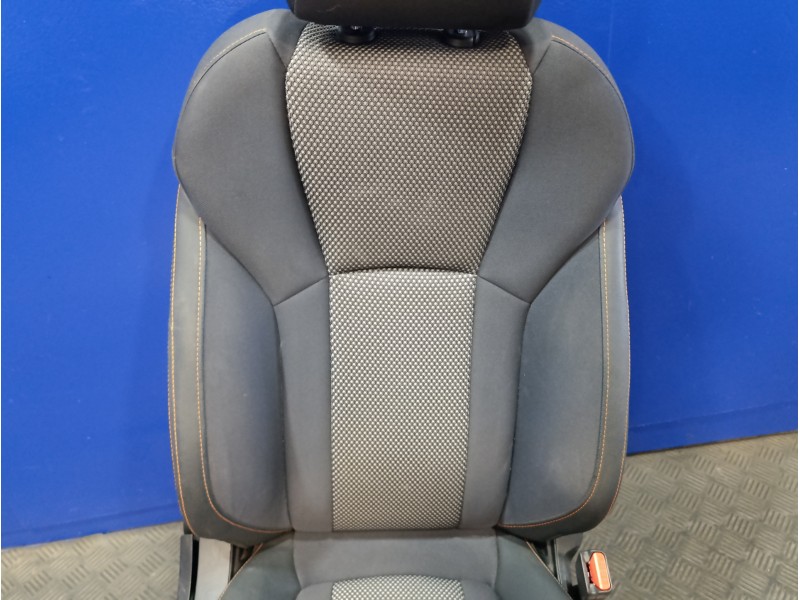 Recambio de juego asientos completo para subaru xv (g5) sport plus referencia OEM IAM   