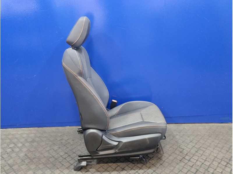 Recambio de juego asientos completo para subaru xv (g5) sport plus referencia OEM IAM   