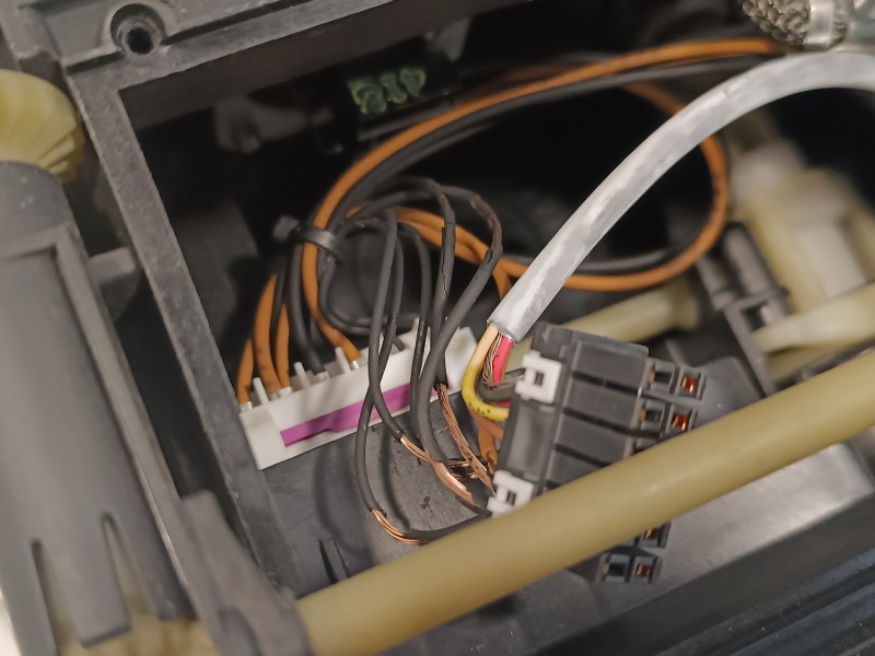 Recambio de faro izquierdo para volkswagen touareg (7la) 2.5 tdi referencia OEM IAM 7L6941015BK  89307851