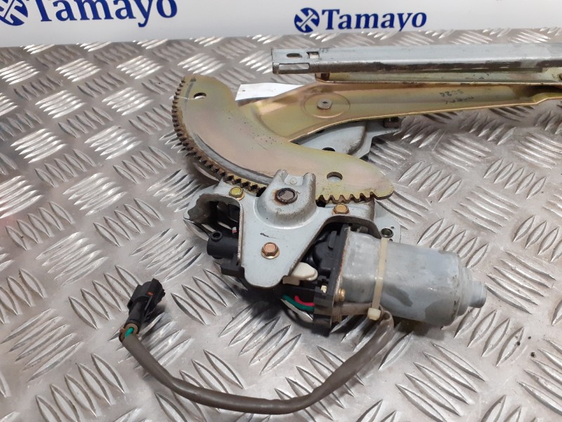 Recambio de elevalunas delantero derecho para kia carnival ii 2.9 crdi cat referencia OEM IAM XH023PA  OK5525856Y