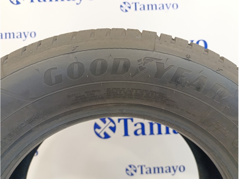 Recambio de neumatico ocasión para » otros... neumaticos goodyear vector 4seasons gen-3 referencia OEM IAM 215/65R16 102H  