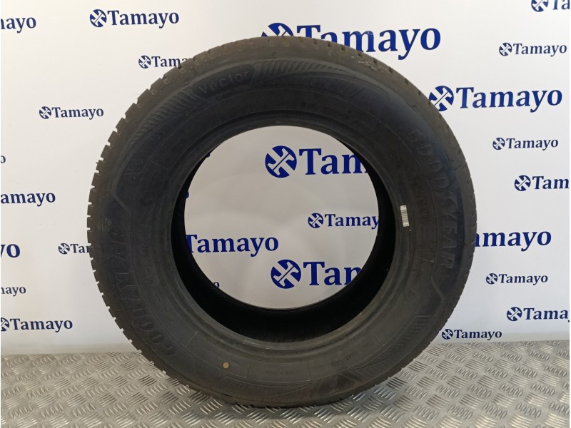 Recambio de neumatico ocasión para » otros... neumaticos goodyear vector 4seasons gen-3 referencia OEM IAM 215/65R16 102H  
