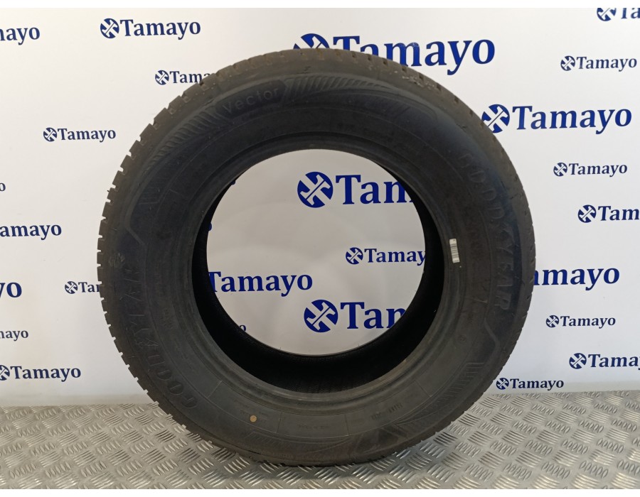 Recambio de neumatico ocasión para » otros... neumaticos goodyear vector 4seasons gen-3 referencia OEM IAM 215/65R16 102H  