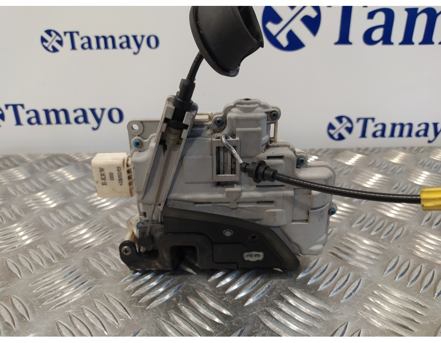 Recambio de cerradura puerta trasera derecha para audi a6 berlina (4f2) 4.2 v8 40v referencia OEM IAM 4F0839016A  