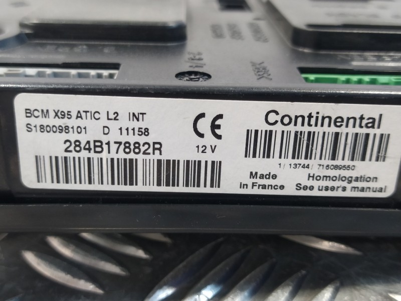 Recambio de modulo electronico para renault scenic iii 1.5 dci diesel fap referencia OEM IAM 284B17882R  S180098101