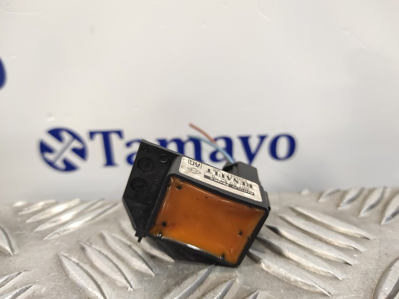 Recambio de sensor para renault scenic ii 1.9 dci diesel referencia OEM IAM 8200411025  601298200