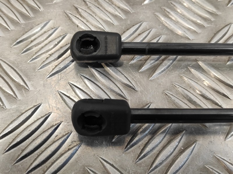 Recambio de amortiguadores maletero / porton para cupra formentor km (fm6) referencia OEM IAM 5FF827550B  