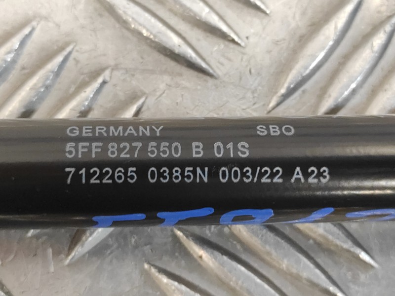 Recambio de amortiguadores maletero / porton para cupra formentor km (fm6) referencia OEM IAM 5FF827550B  