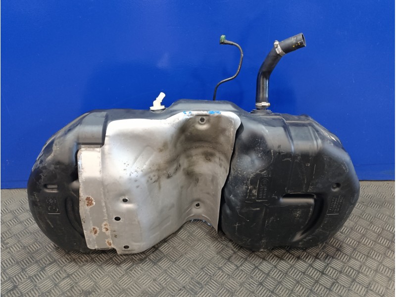 Recambio de deposito combustible para subaru xv (g5) sport plus referencia OEM IAM 42013FL020  42013FL030
