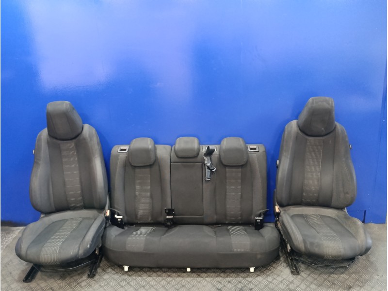 Recambio de juego asientos completo para peugeot 308 1.6 blue-hdi fap referencia OEM IAM 1302295X  