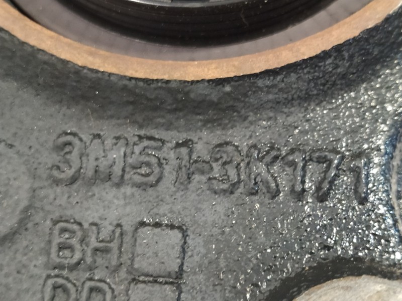 Recambio de mangueta delantera izquierda para volvo c30 1.6 diesel cat referencia OEM IAM 3M513K171  3M513K171BH