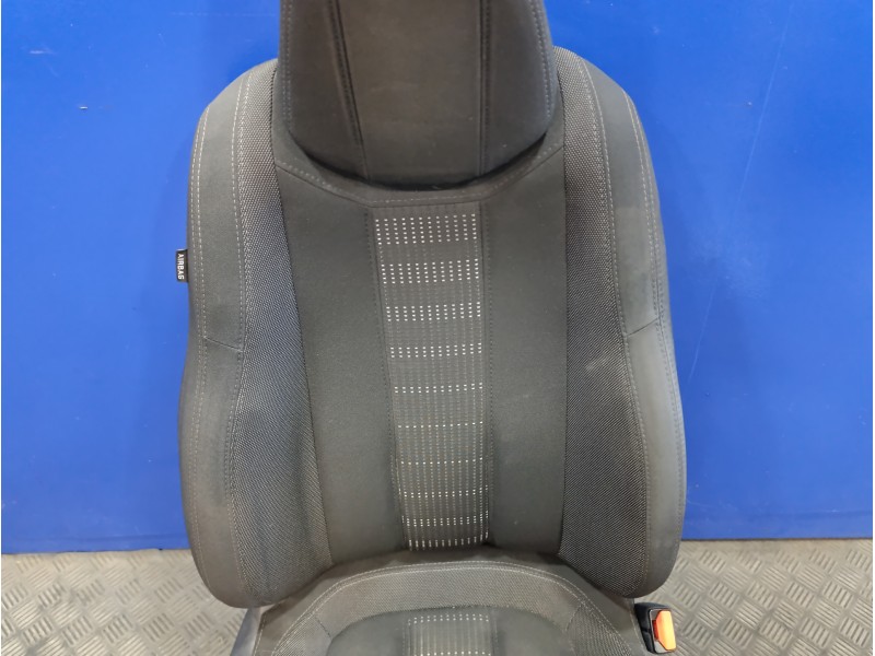 Recambio de juego asientos completo para peugeot 308 1.6 blue-hdi fap referencia OEM IAM 1302295X  
