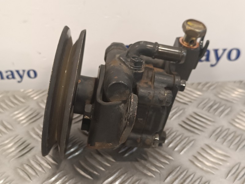 Recambio de bomba servodireccion para nissan terrano/terrano.ii (r20) 2.7 turbodiesel referencia OEM IAM   