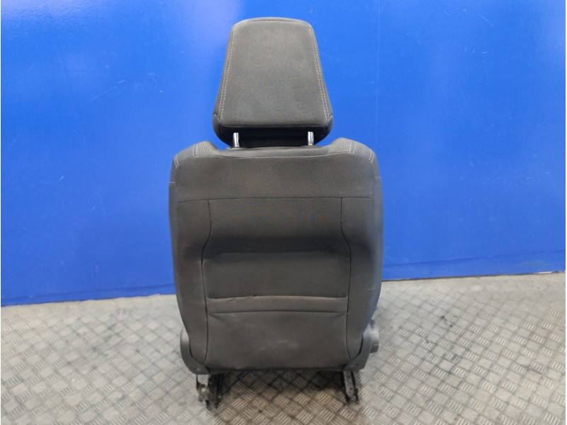 Recambio de juego asientos completo para peugeot 308 1.6 blue-hdi fap referencia OEM IAM 1302295X  