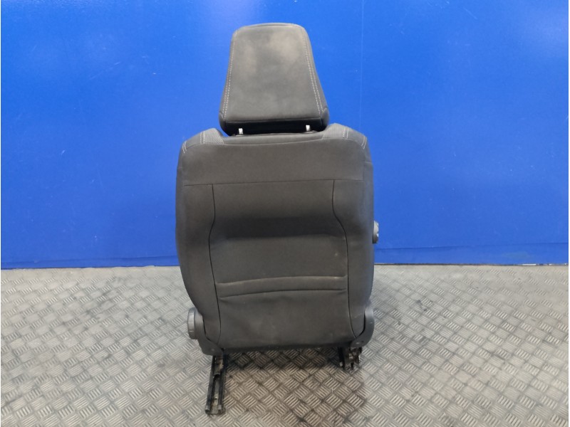 Recambio de juego asientos completo para peugeot 308 1.6 blue-hdi fap referencia OEM IAM 1302295X  