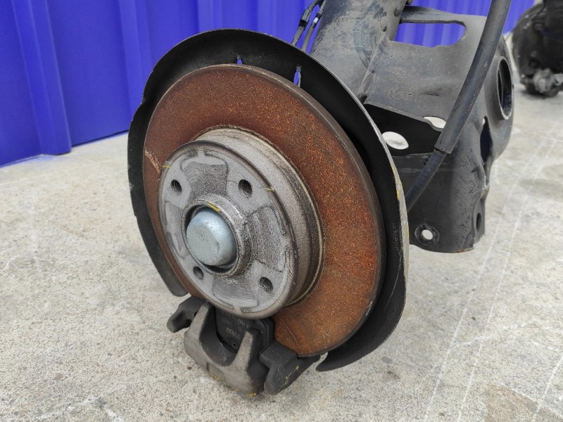 Recambio de puente trasero para peugeot 308 1.6 16v referencia OEM IAM   