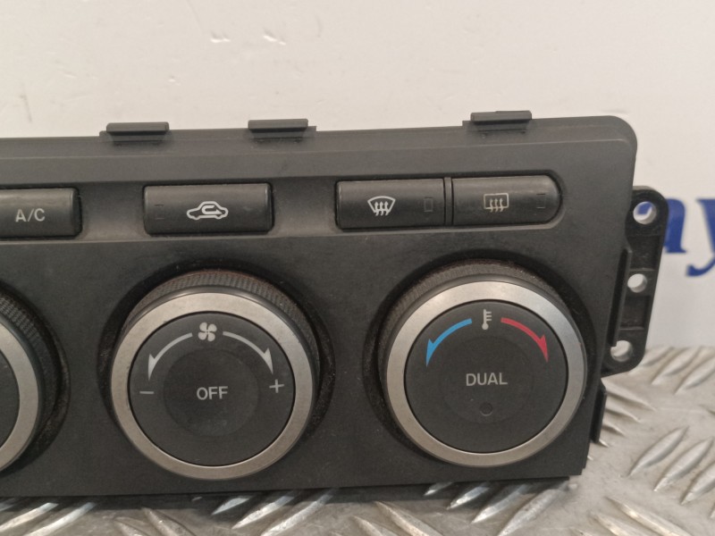 Recambio de mando climatizador para mazda 6 lim. (gh) 2.0 turbodiesel cat referencia OEM IAM GAM761190B  T1005815J