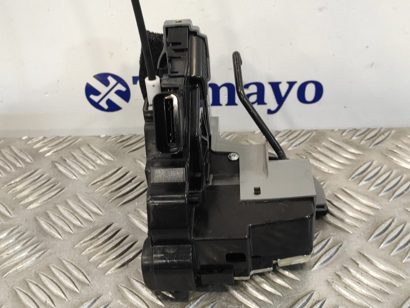 Recambio de cerradura puerta trasera izquierda para hyundai i20 active 1.0 tgdi cat referencia OEM IAM 81410C8020  