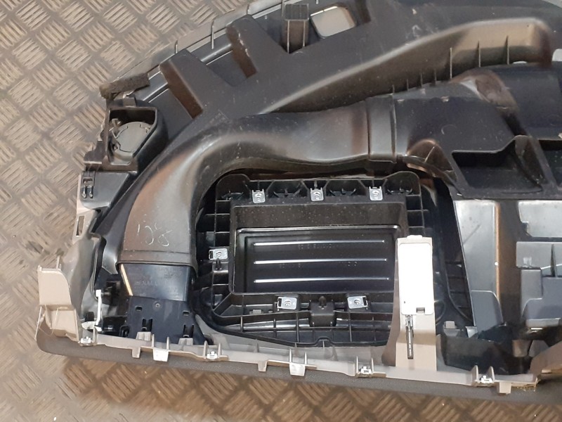 Recambio de salpicadero para renault scenic iii 1.5 dci diesel fap referencia OEM IAM   