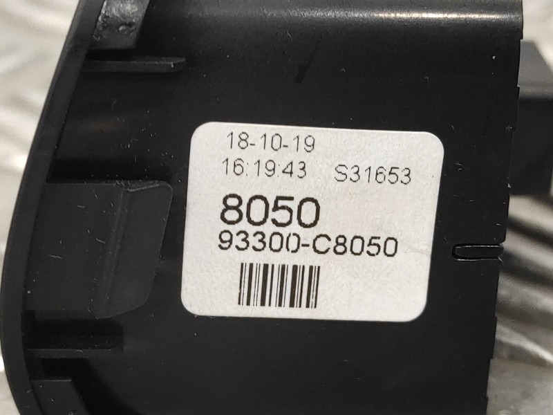 Recambio de mando regulacion faros para hyundai i20 active 1.0 tgdi cat referencia OEM IAM 93300C8050  