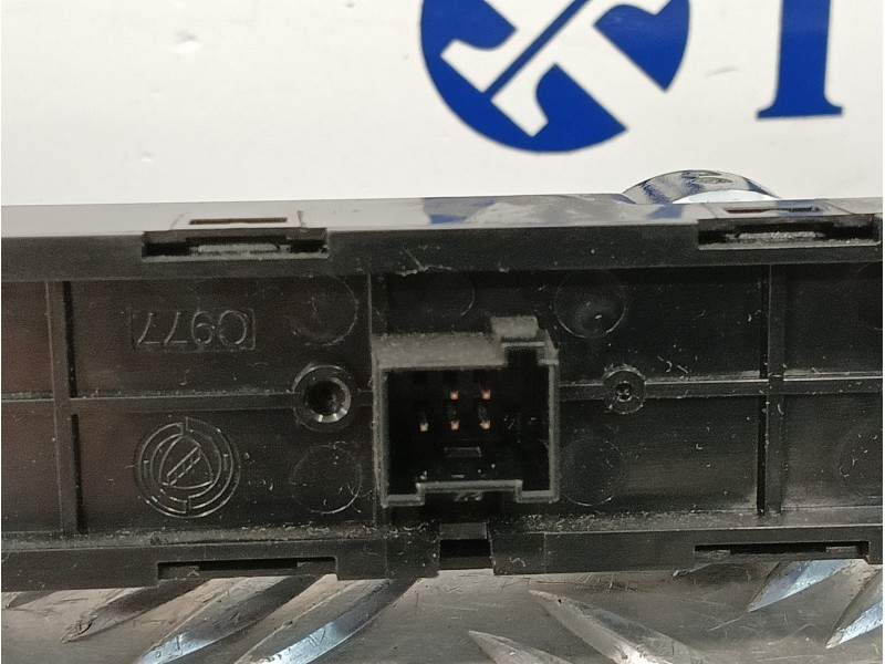 Recambio de warning para fiat 500 (312) 595 turbo referencia OEM IAM 735451110  