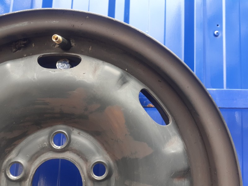 Recambio de llanta para skoda fabia (5j2 ) 1.2 referencia OEM IAM 607601027A  