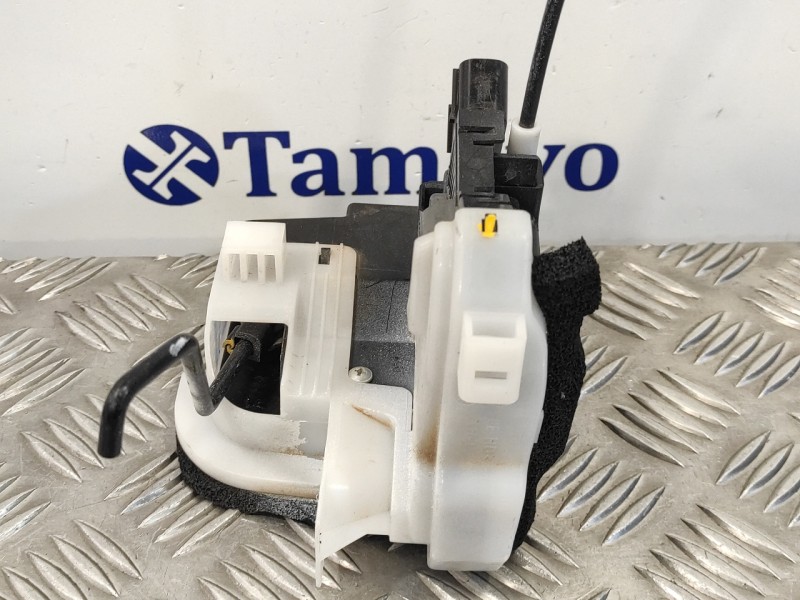 Recambio de cerradura puerta delantera izquierda para hyundai i20 active 1.0 tgdi cat referencia OEM IAM 81310C8020  