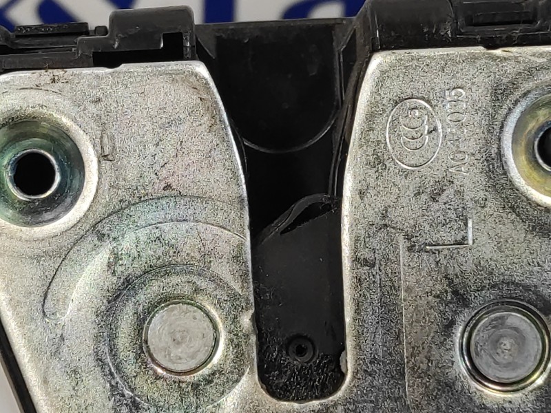 Recambio de cerradura puerta delantera izquierda para hyundai i20 active 1.0 tgdi cat referencia OEM IAM 81310C8020  